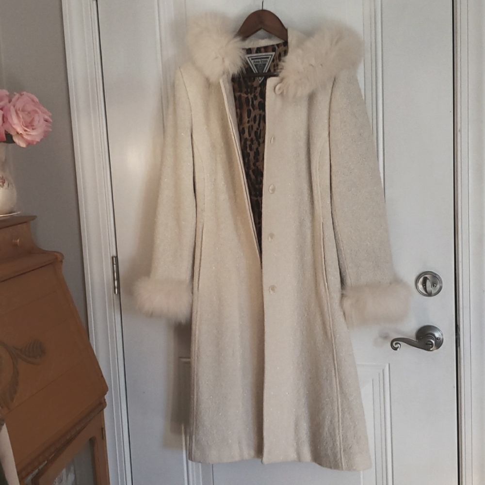 Marvin Jacobs Cream Coat with Fur Trim